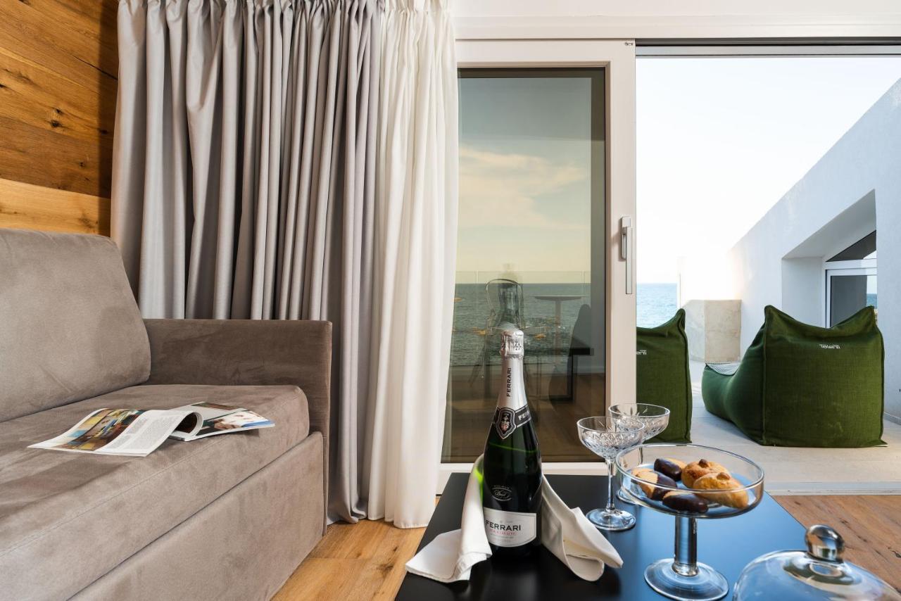 Re Dionisio Luxury Suites Сиракузы Экстерьер фото