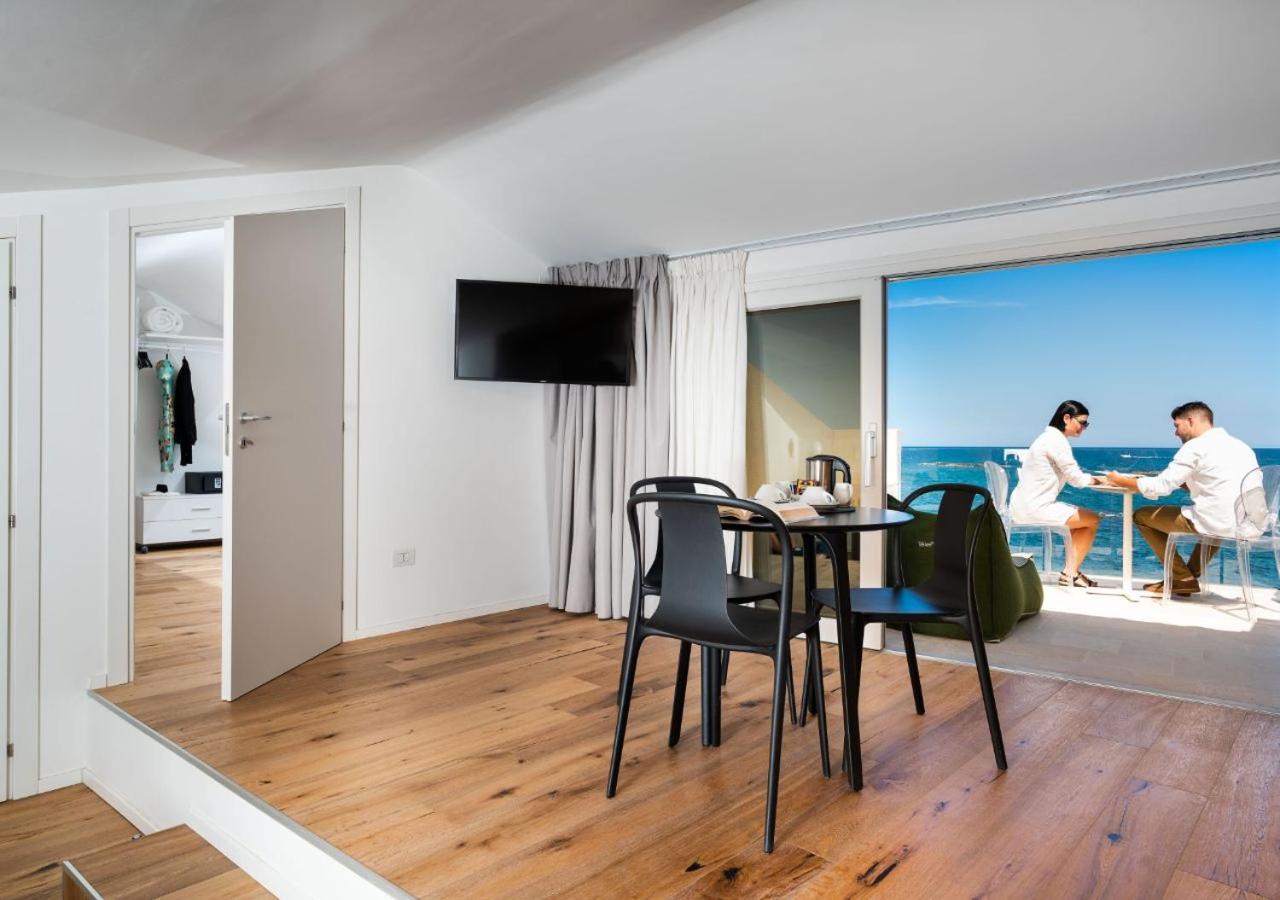 Re Dionisio Luxury Suites Сиракузы Экстерьер фото