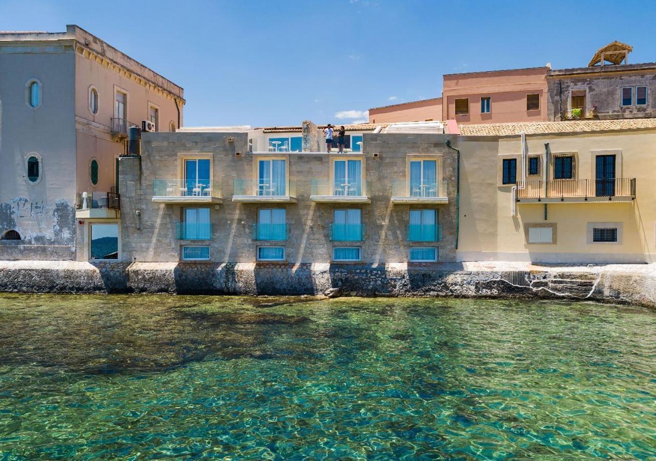 Re Dionisio Luxury Suites Сиракузы Экстерьер фото