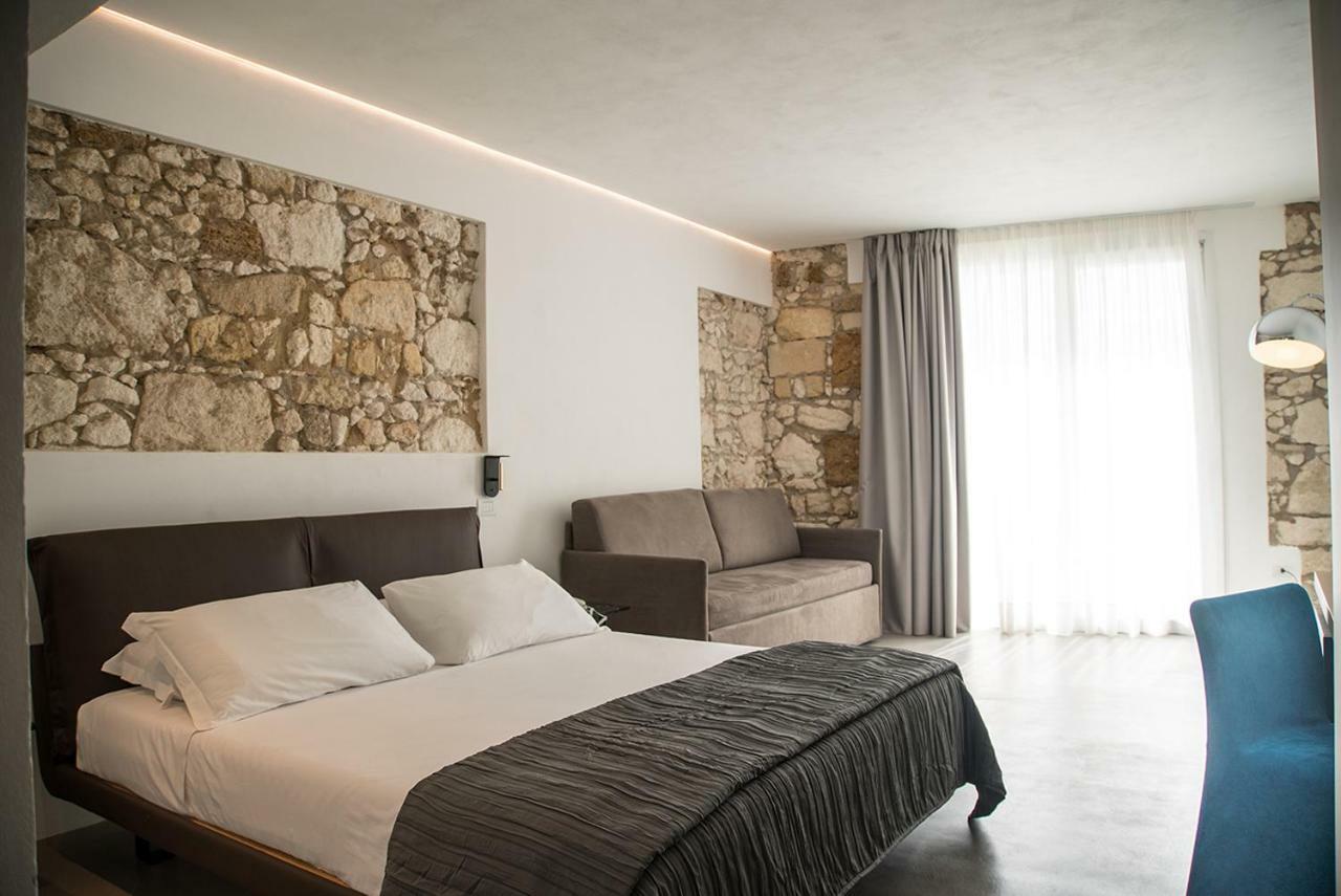 Re Dionisio Luxury Suites Сиракузы Экстерьер фото